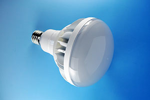 LED電球 IM7204-B